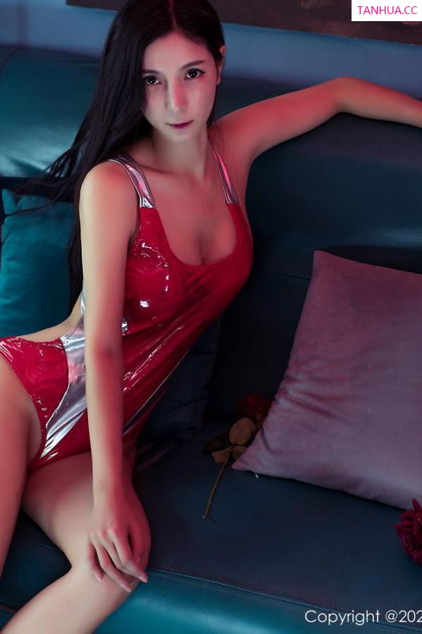 小蛮妖  [XIUREN]高清写真图 2020.03.24 小蛮腰lvy第8张图片